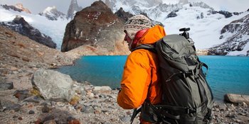 8 ABSOLUTE BACKPACK ESSENTIALS